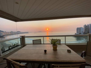 Vista linda com varanda gourmet